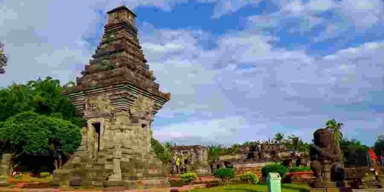 Inilah Rute ke Candi Penataran, Peninggalan Kerajaan Kediri hingga Majapahit