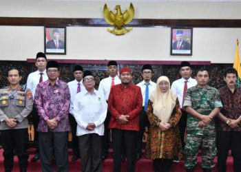 Lima Pimpinan Baznas Sumenep Priode 2022-2027 di Lantik Bupati Achmad, Ini Pesan Pimpinan Baznas Jatim