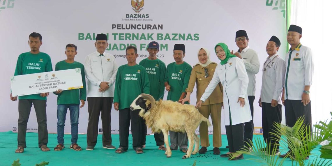 Tekan Angka Kemiskinan, Baznas Resmikan Balai Ternak di Bojonegoro