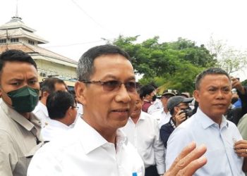 Terkait Banjir di Jakarta, Heru Budi Enggan Memastikan Kapan Akan Surut