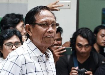 Komedian Senior Tarzan Datangi PLN, Buntut Sanksi Denda Listrik 90 Juta