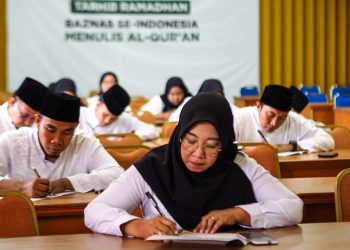 Sambut Ramadhan, Baznas Jatim Giat Program Menulis Al Quran
