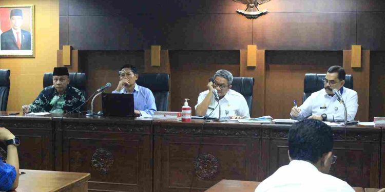 Pemprov Jatim Menganalis Kondisi Beras, Libatkan Pelaku Usaha Hingga Akademisi