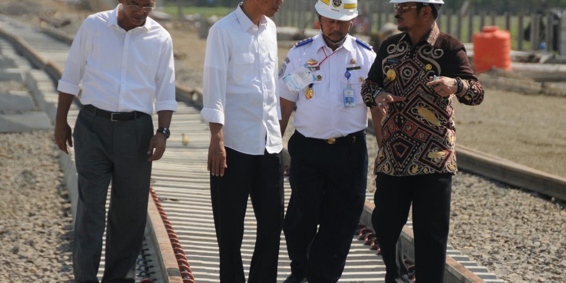 Proyek Kereta Api Makasar Terbelit Kasus Suap, Presiden Jokowi Beri Tanggapan