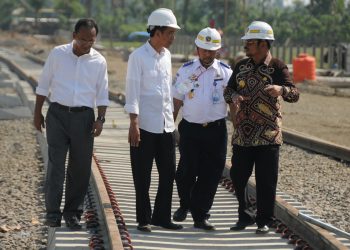 Proyek Kereta Api Makasar Terbelit Kasus Suap, Presiden Jokowi Beri Tanggapan