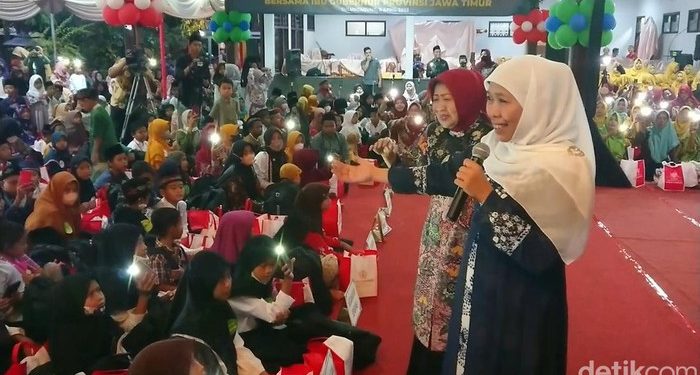 Safari Ramadhan ke-5, Gubernur Khofifah & Baznas Jatim Berbagi Bersama 1.700 Yatim Dhuafa di Tulungagung