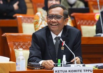 Presiden Jokowi Perintah Mahfud MD Kaji Putusan MK Perpanjang Jabatan Ketua KPK