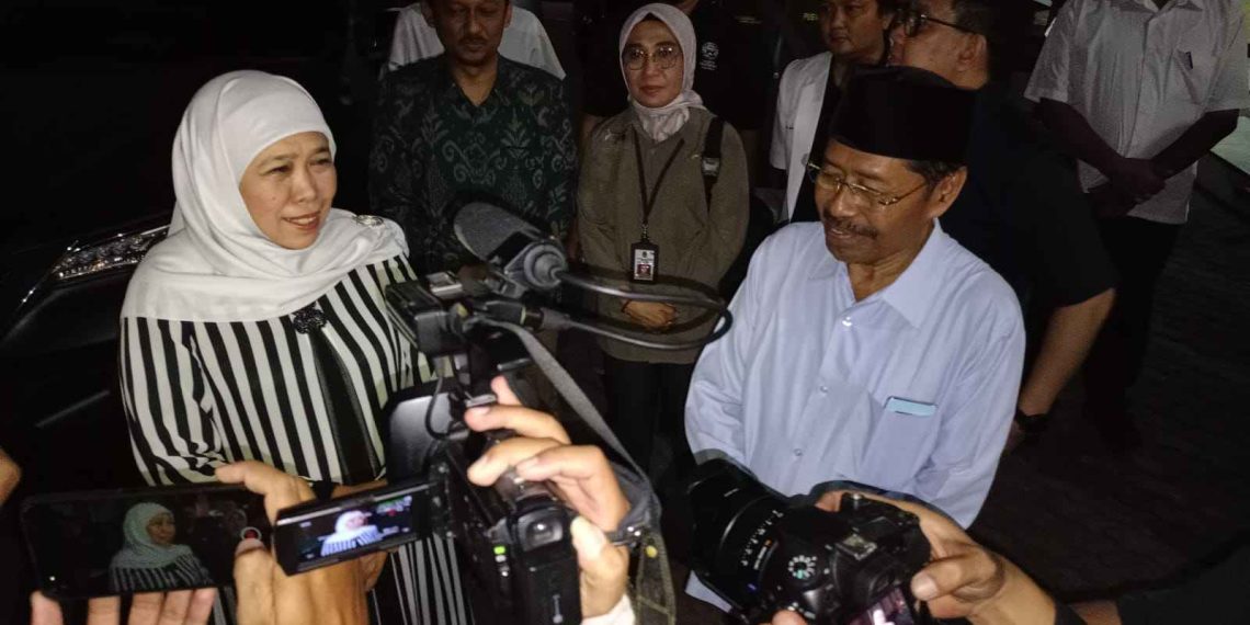 Khofifah Didampingi Kyai Roziqi Meninjau Kesiapan Kurban Berkah Baznas