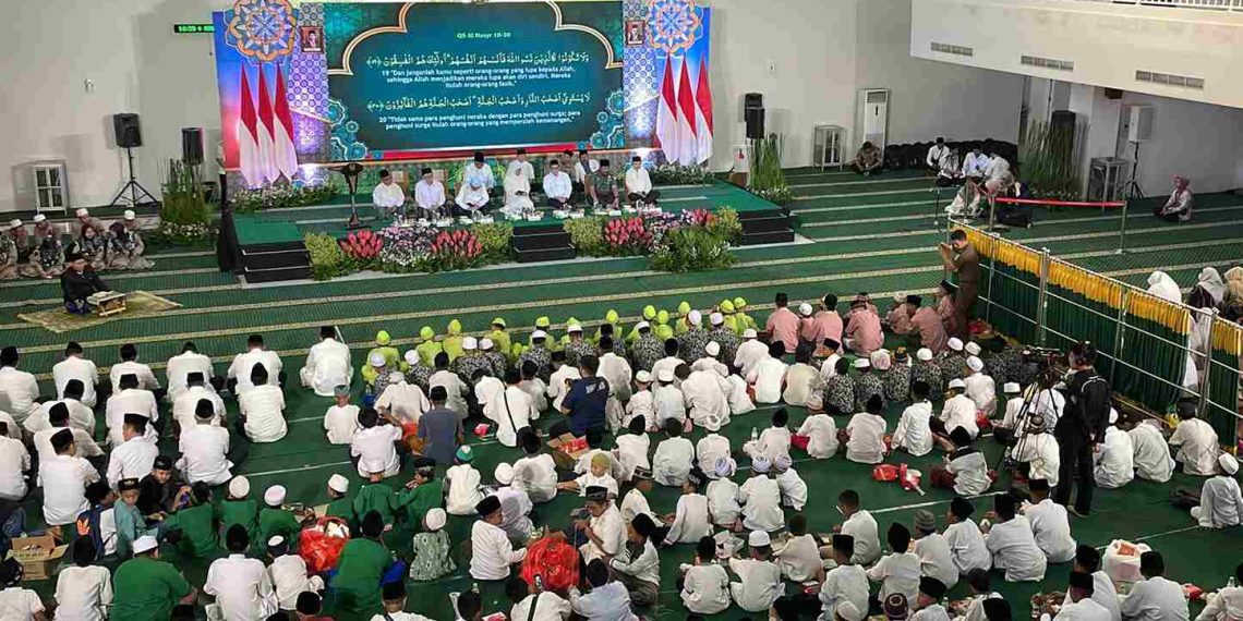 Baznas Jatim Bersama Khofifah Meriahkan Tahun Baru Islam dengan Menyantuni 1000 Anak Yatim