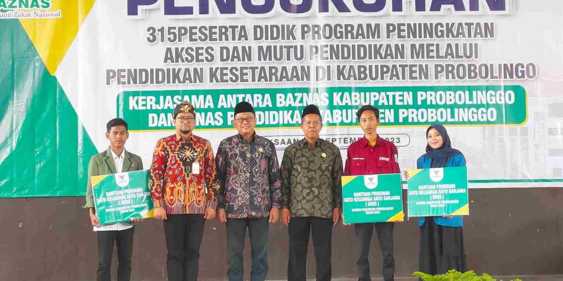 Ratusan Warga di Probolinggo Lulus Kesetaraan, Baznas Jatim Beri Beasiswa SKSS