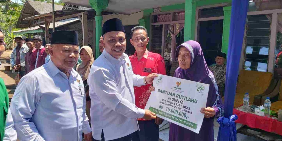 Baznas Jatim Menyalurkan 10 Bantuan Rutilahu di Lumajang