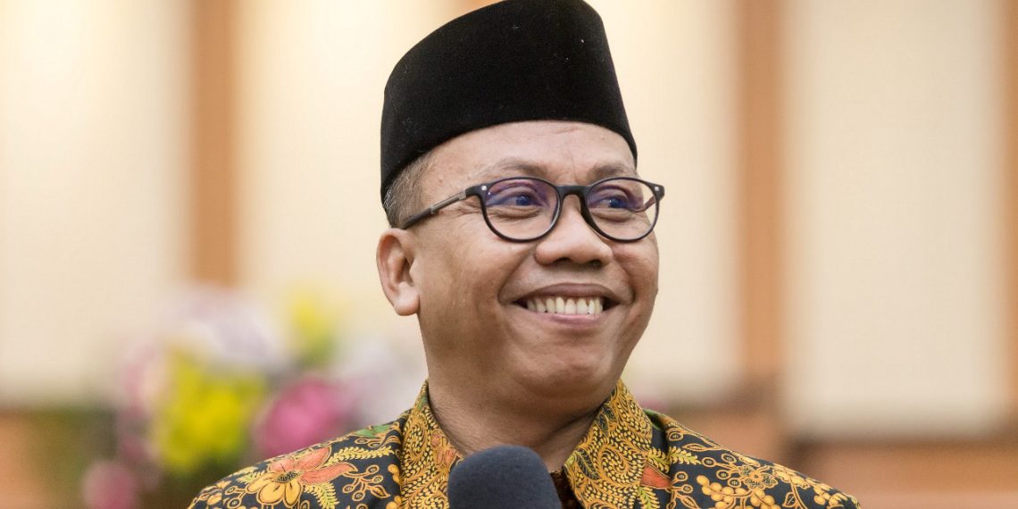 Jutaan Santri Berkumpul. Peringati Hari Santri 2023 di Surabaya. Kekuatan Para Santri, Simbol Kekuatan Ibu Gubernur Jawa Timur