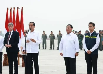 Presiden Jokowi Terbangkan bantuan kemanusiaan dari Indonesia untuk Palestina seberat 51,5 ton.