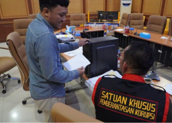 Kantor Pajak Palembang Digeleda Oleh Satuan Khusus Pemberantas Korupsi