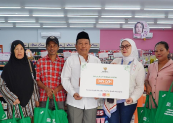 PT Sumber Indah Lestari Salurkan Paket Logistik Keluarga di Serang Bersama Baznas RI.