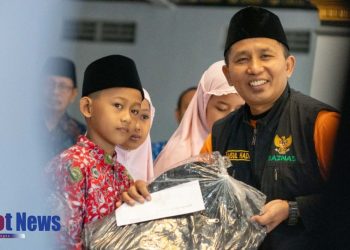 Kejaksaan Negeri Ngawi dan Baznas Ngawi Berikan tiga puluh beasiswa santri Hafidz terbaik se kecamatan Ngawi