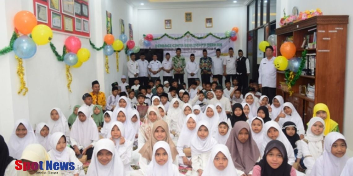 BAZNAS Lumajang menyelenggarakan santunan anak yatim dhu’afa di kantor BAZNAS