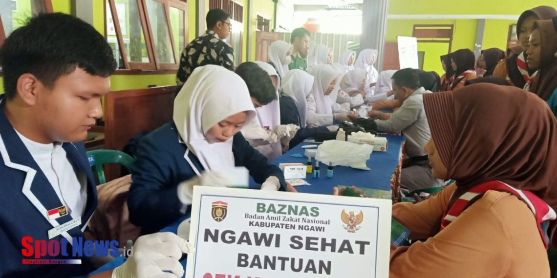 BAZNAS Kabupaten Ngawi Berikan Layanan Pengobatan Gratis kepada Guru dan Siswa SMP Negeri 5 Ngawi