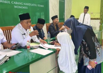 Baznas Sidoarjo Salurkan Bantuan Pendidikan untuk Ratusan Siswa Kurang Mampu di Wonoayu