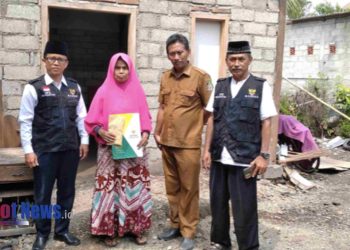 BAZNAS Banyuwangi Bantu Janda Perbaiki Rumah yang Tidak Layak Huni