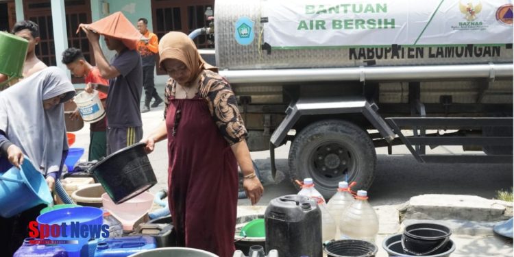 Atasi bencana kekeringan, BAZNAS Kabupaten Lamongan salurkan 80 tangki air bersih untuk masyarakat terdampak