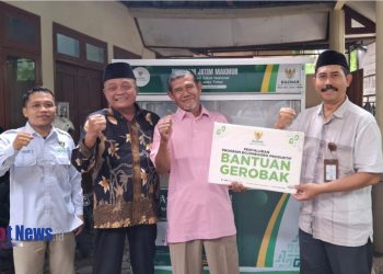 Baznas Jawa Timur dan Baznas Bojonegoro Salurkan Enam Gerobak untuk Pedagang di Kecamatan Kota dan Dander