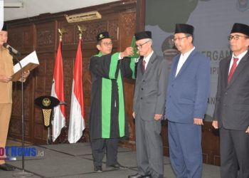 Bupati Lamongan Kukuhkan Pimpinan Baznas PAW, Harapkan Peningkatan Pengelolaan ZIS yang Profesional