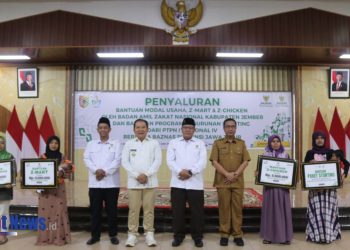 Baznas Jember Salurkan Bantuan Usaha Z-Mart & Z-Chicken serta Program Penurunan Stunting
