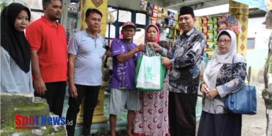 Baznas Kabupaten Nganjuk Serahkan Bantuan Santunan untuk Keluarga Terdampak Kebakaran di Desa Pecuk