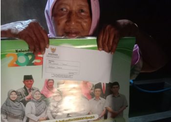 BAZNAS Kabupaten Nganjuk Salurkan Bantuan Pembuatan Jamban untuk Warga Kurang Mampu di Dusun Kedungwaru