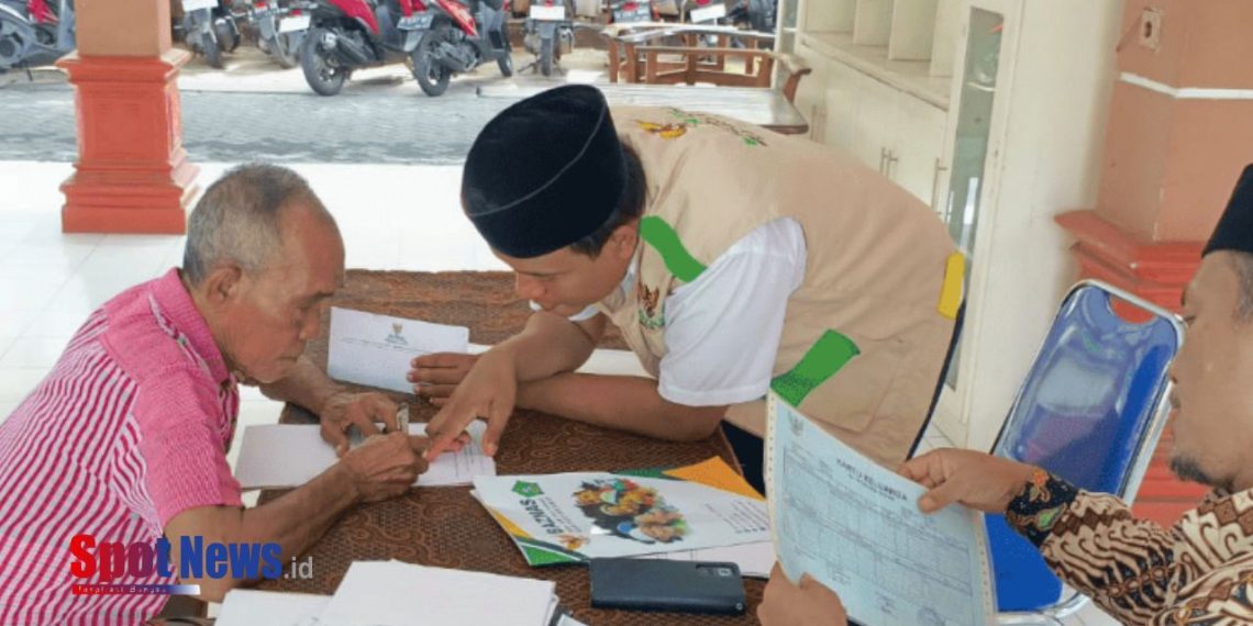 Baznas Sidoarjo Salurkan Bantuan Pendidikan dan Biaya Hidup untuk 399 Penerima Manfaat di 8 Kecamatan
