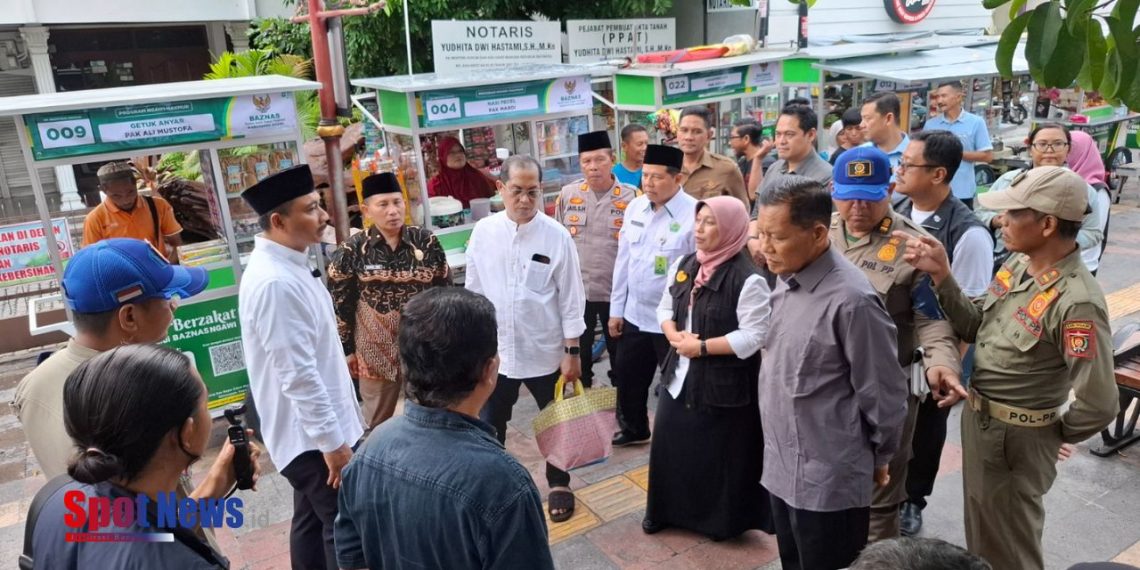 BAZNAS Ngawi Luncurkan Program Bantuan Gerobak 2025 untuk Pemberdayaan Ekonomi