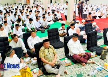 Raih Keberkahan: Yayasan Khadijah Gelar Buka Bersama, Baznas Jatim Salurkan Dana Rp 40 Juta