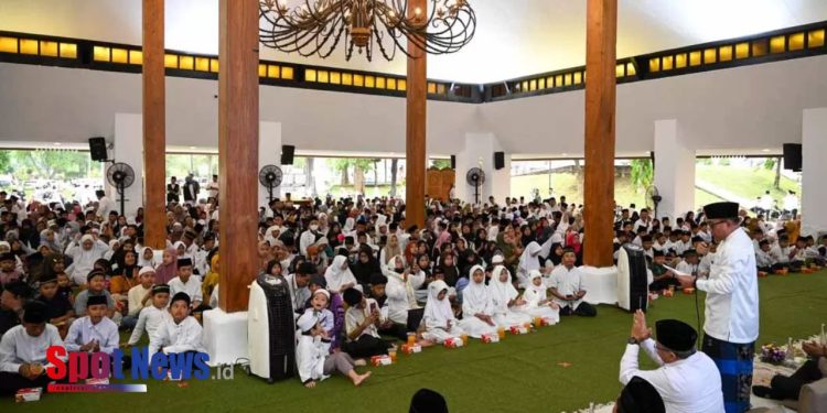 BAZNAS Jatim dan Banyuwangi Salurkan Santunan untuk 1.000 Anak Yatim