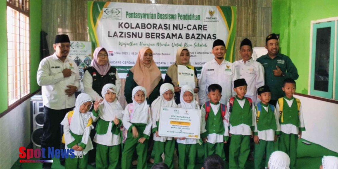 Baznas Sidoarjo dan Lazisnu Krian Salurkan Bantuan Pendidikan ke 19 Lembaga di Kecamatan Krian