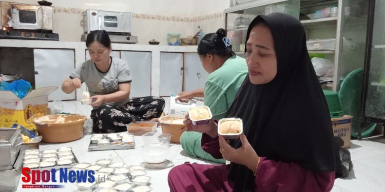 BAZNAS Microfinance Desa Sampang Dukung Permodalan Usaha Catering DAVINA