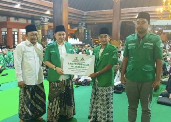 BAZNAS Kabupaten Mojokerto Luncurkan Program Unggulan “Santripreneur” untuk Kemandirian Ekonomi Santri