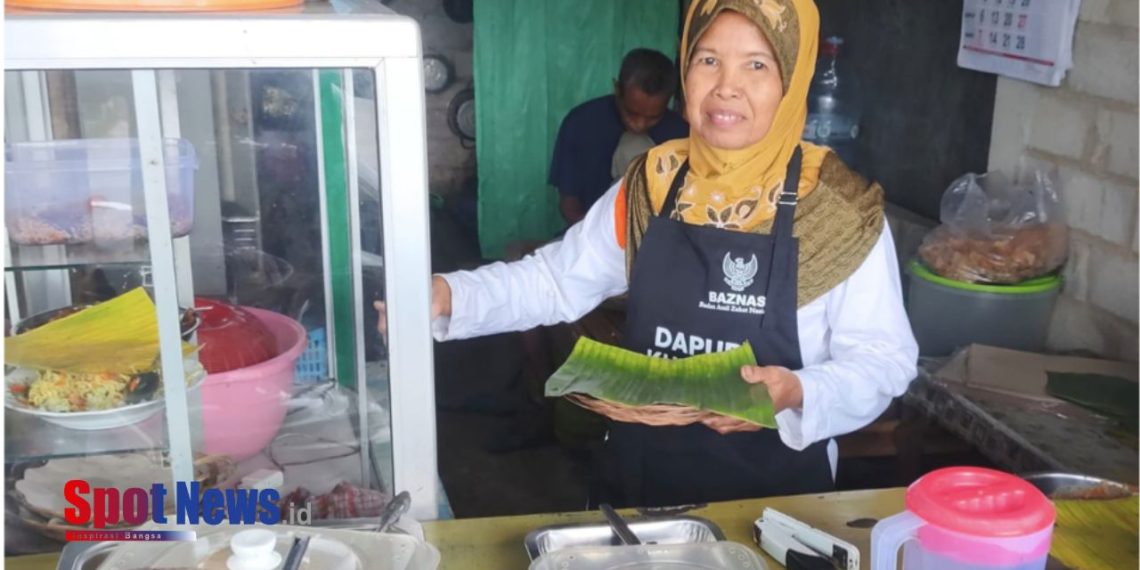“Dukungan BAZNAS Tulungagung Majukan Warung Pecel Mak Ti, Dorong Usaha Mikro Tumbuh dari Akar Rumput”