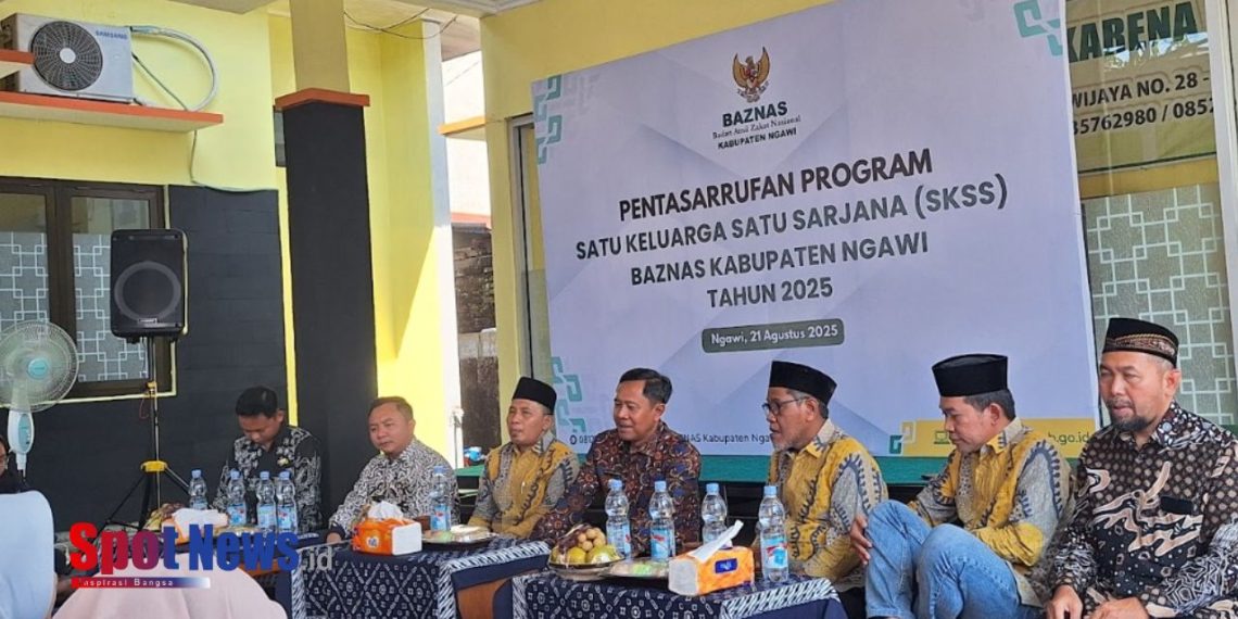 BAZNAS Ngawi Salurkan Beasiswa Program Satu Keluarga Satu Sarjana untuk 40 Mahasiswa Kurang Mampu
