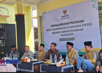 BAZNAS Ngawi Salurkan Beasiswa Program Satu Keluarga Satu Sarjana untuk 40 Mahasiswa Kurang Mampu
