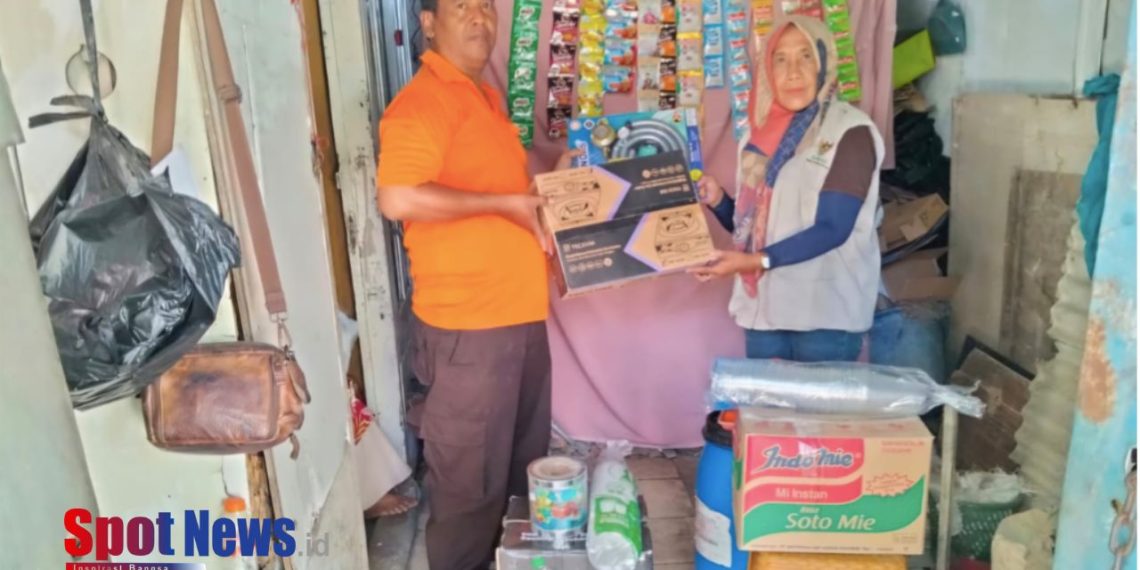 BAZNAS Jatim Bantu Driver Ojek Online Bangun Usaha Warung Kopi Sederhana