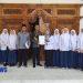 BAZNAS Jatim Salurkan Bantuan Pendidikan untuk Siswa Yatim SMP Amanatul Ummah Surabaya