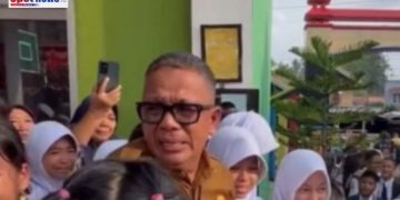 Kepsek SMPN 1 Prabumulih Dicopot, Diduga Usai Tegur Anak Walkot Bawa Mobil