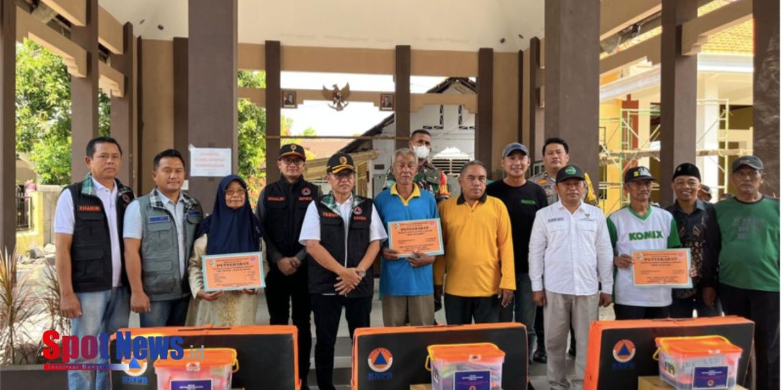 Pemkab Mojokerto dan BAZNAS Salurkan Bantuan bagi Warga Terdampak Angin Puting Beliung