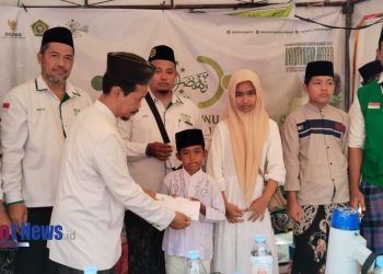 Baznas Ngawi dan LAZISNU Santuni 500 Anak Yatim Santri di Puncak Hari Santri Nasional 2025