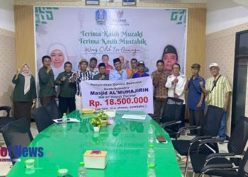 Pengurus Masjid Muhajirin Kepuh Permai Galang Donasi Bencana, Salurkan Rp18,5 Juta ke BAZNAS Jatim