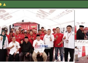 Badan Amil Zakat Nasional (BAZNAS) Provinsi Jawa Timur menggelar program Servis dan Ganti Oli Gratis bagi 350 pengemudi ojek online