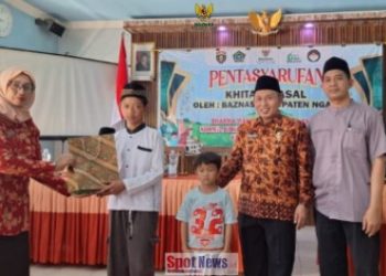 Baznas Ngawi -Korwil Widodaren gelar Khitanan Massal