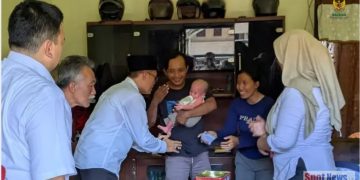 BAZNAS Kabupaten Mojokerto Kunjungi Balita Penderita Gangguan Kulit, Butuh Penanganan Medis Lanjutan