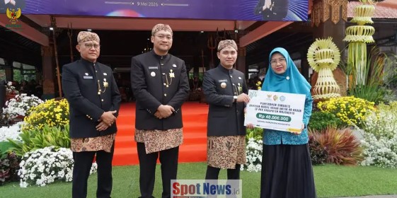 BAZNAS Mojokerto Salurkan Bantuan Modal Usaha bagi Kader TP PKK pada Hari Jadi ke-733 Kabupaten Mojokerto